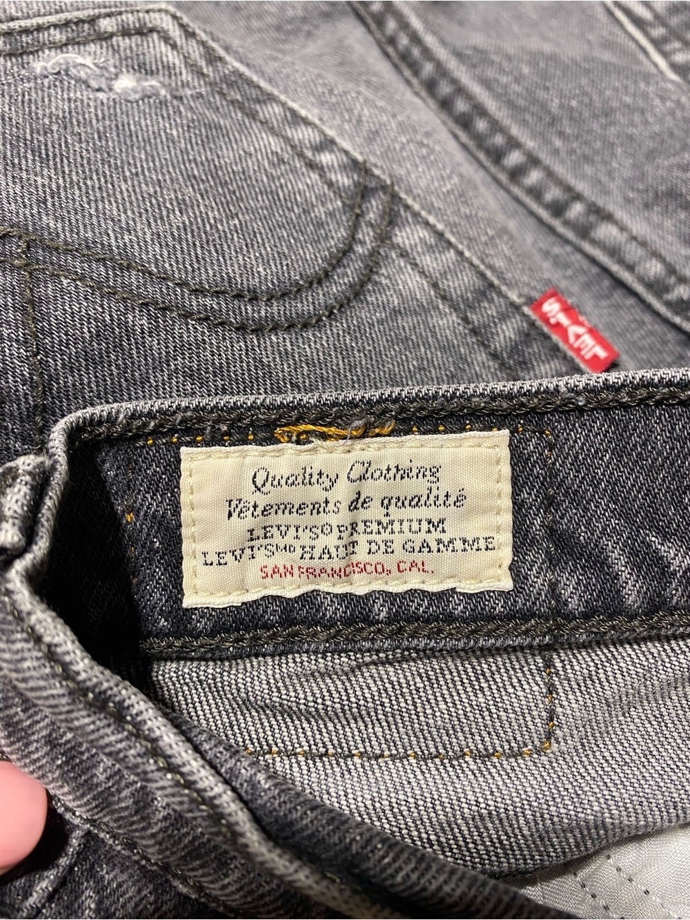 Levi’s Wedgie Denim Jean Shorts Black Big E Premium Button Fly Frayed Size 27 - Picture 9 of 10